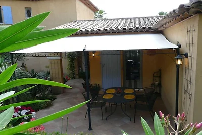 Ferienhaus in Cogolin mit Schwimmbecken