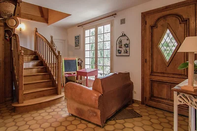 Confortevole villa con piscina