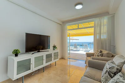 Strandapartment mit Terrasse und Aussicht