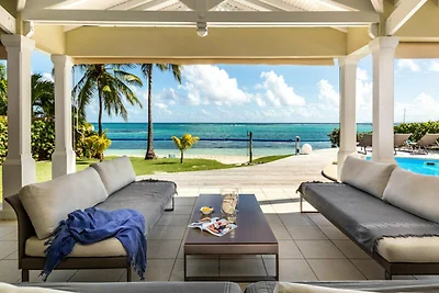 Villa in Saint-François an der Lagune und am...