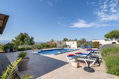 Villa di lusso con piscina privata a Escalles