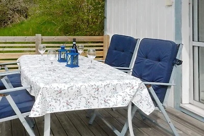 7 persone case ad LYSEKIL