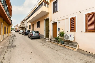 Ampia terrazza vista mare e aria condizionata