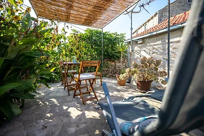 Stone House Harmony -Studio Apartment with Pa...