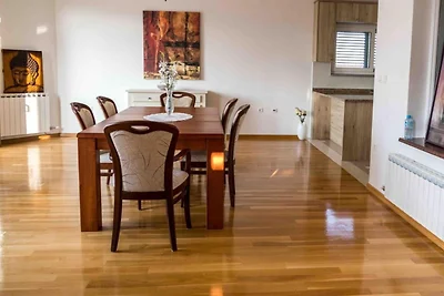 Casa Martinova - FourBedroom Villa with priva...