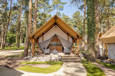 Fijne tentlodge met badkamer, Maastricht op 1...