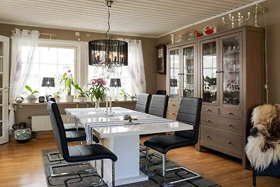 5 Sterne Ferienhaus in TANUMSHEDE