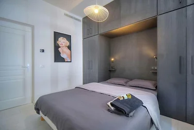 2 bedrooms by RIVAEVENT