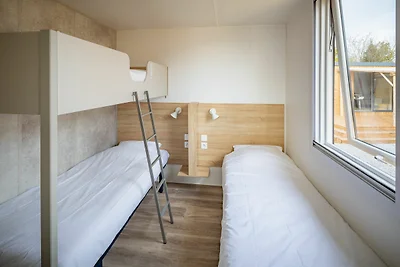 Chalet moderno con airco, in un villaggio tur...