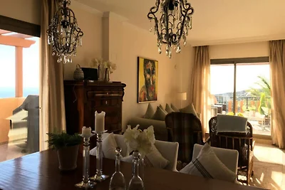 Wohnung bei Benahavis mit Meerblick