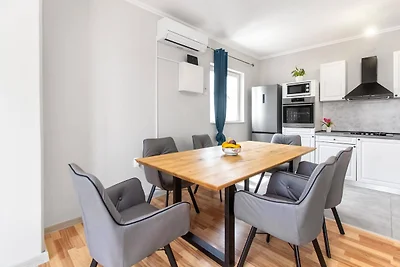 Wohnung in Tribunj nahe Sandstrand
