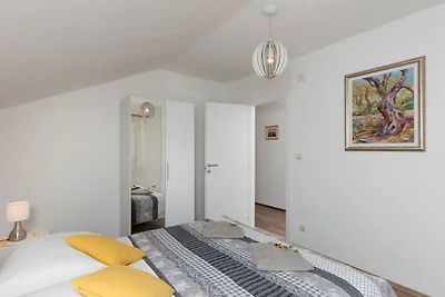 Appartamento con 2 camere da letto con...