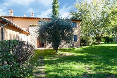 Agriturismo di lusso a Cortona con piscina