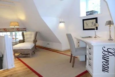 Ferienhaus in Nieblum mit Schwimmbecken