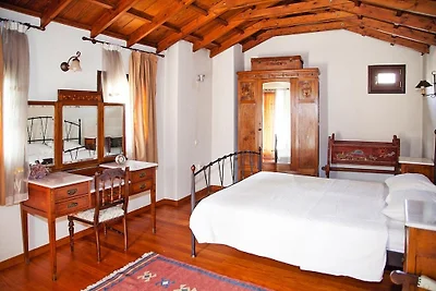 Ferienhaus in den Archanen mit Balkon