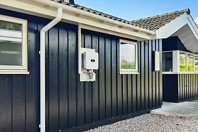 8 Personen Ferienhaus in Væggerløse