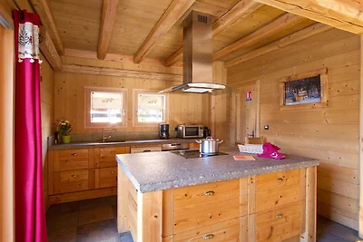 Schönes Chalet mit Sauna und privatem Pool