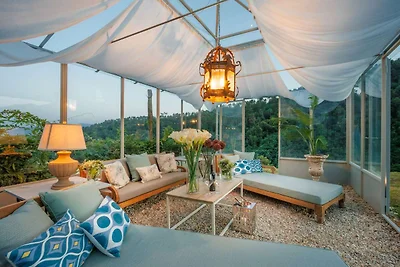 Villa di lusso con 10 camere da letto a Lucca