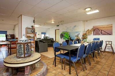 Moderna casa colonica in Frisia in riva al...