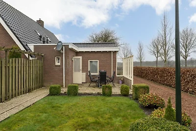 Gemütliches Haus mit großem Garten im waldrei...