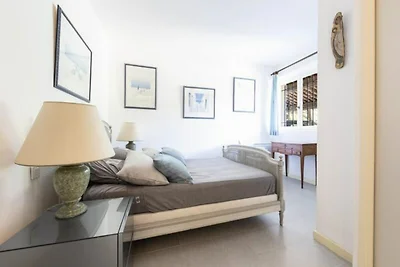 Häuser & Villen für 12 Personen