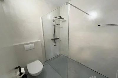 One bedroom apartment with sea view (2)
