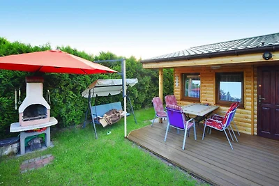 Casa en Rosnowo junto al lago Rosnowskie