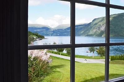 4 Personen Ferienhaus in Utvik-By Traum