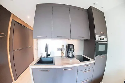 Renoviertes Studio · Zentrale Lage ·...