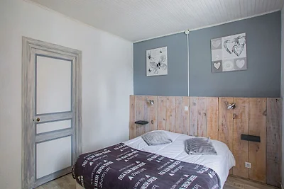 Elegante casa vacanze vicino a Les Eyzies de...
