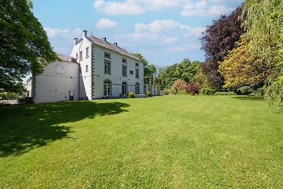 Luxuriöses Herrenhaus Mettet