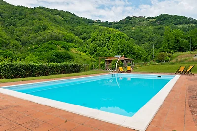 Wohnung in Fosciandora mit Pool