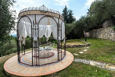 Wohnung in Mougins mit Pool und Garten