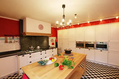 Villa di gruppo con piscina e sauna