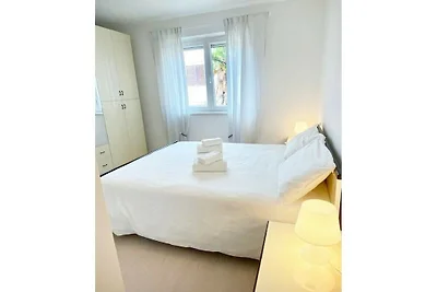Wohnung in Funtana mit Balkon