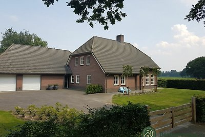 Stijlvolle vakantiewoning in Leende met...