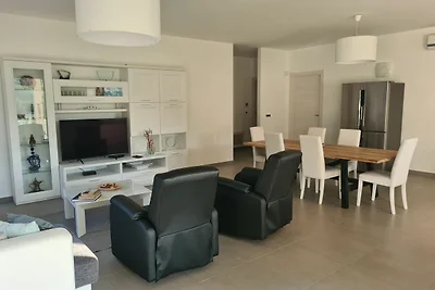 Casa vacanze a Leonforte con giardino