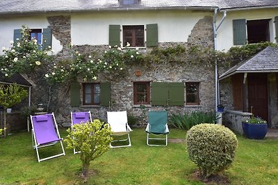 Bella casa vacanze a Saint-Sauveur-Lendelin c...