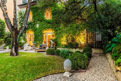 Appartamento a Lucca con giardino, Wifi