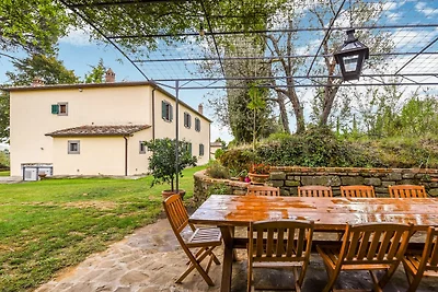 Accogliente villa con piscina privata a...