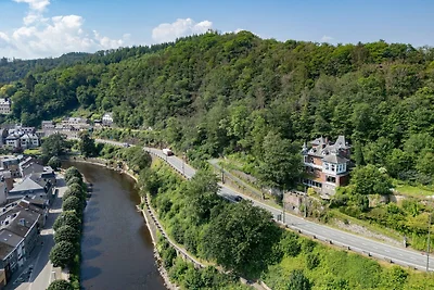 Elegant kasteel voor 12 gasten