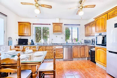 Villa bei Marbella mit beheiztem Pool