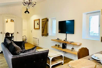 Le Boudoir de ThÃ¯s, stadscentrum, LR120