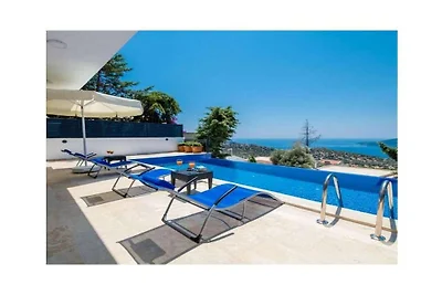 Villa a Kalkan con piscina