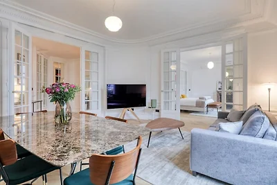 Prachtig AC Appartement Terras Madeleine...