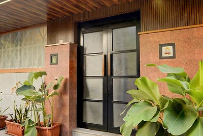 Collezione O Market Road Ernakulam