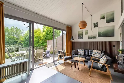 Komfortables Ferienhaus in Strandnähe