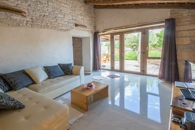 Villa a Pazin con piscina