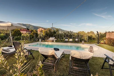 Villa a Marlia con piscina vicino a Lucca