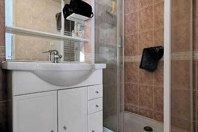 Häuser & Villen für 8 Personen